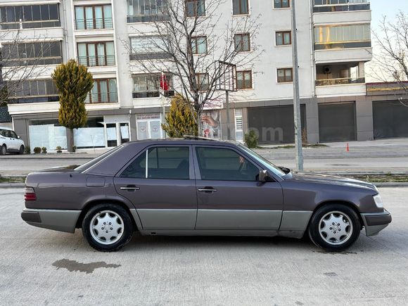 Sahibinden Mercedes - Benz E 200 1993 Model  581.000 km Diğer