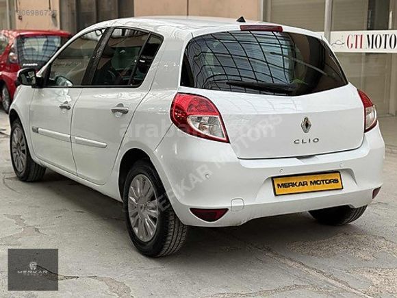 MERKAR'DAN RENAULT CLİO 1.5 DCİ EXTREME