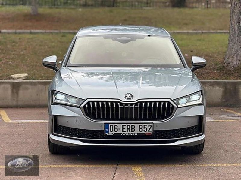 GÖRÜLMEYE DEĞER 2024 1.5 TSİPRESTİGE HYBRİD BOYASIZ. 26 KM