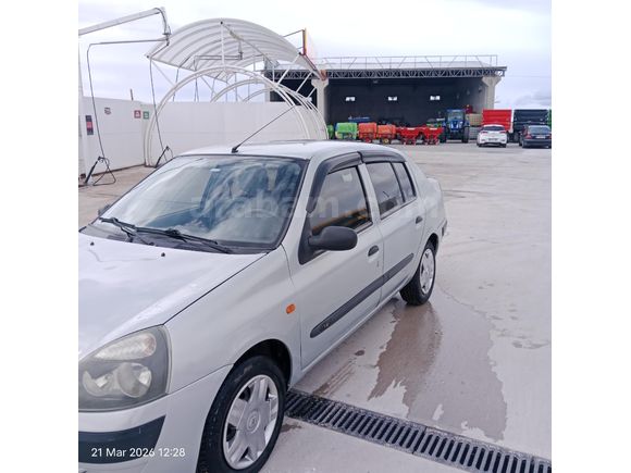 Sahibinden Renault Clio 1.4 Authentique 2004 Model