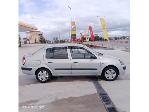 Sahibinden Renault Clio 1.4 Authentique 2004 Model