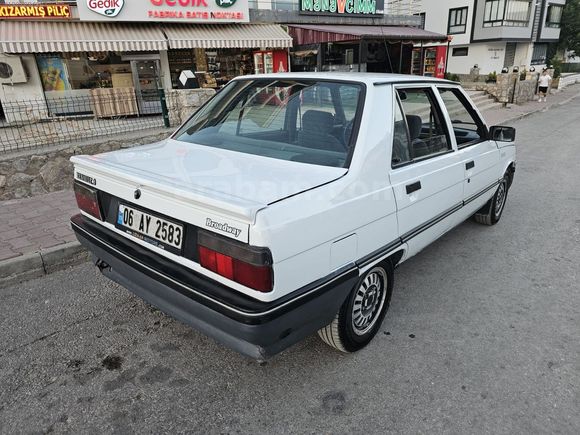 1993 BROADWAY TEMİZ MASRAFSIZ ORTA KASA