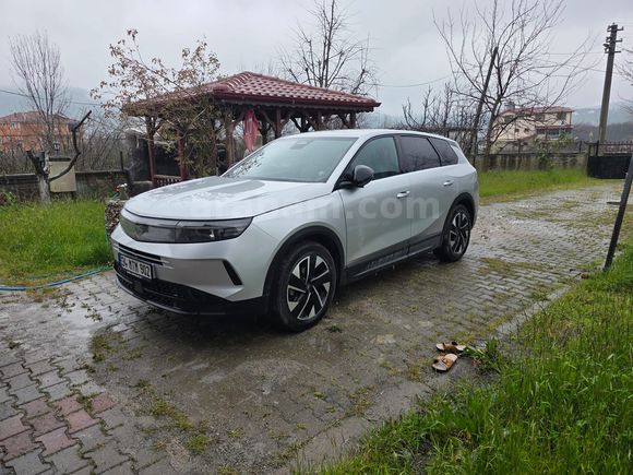 Sahibinden Opel Grandland 1.2 Turbo Hybrid GS 2025 Model 