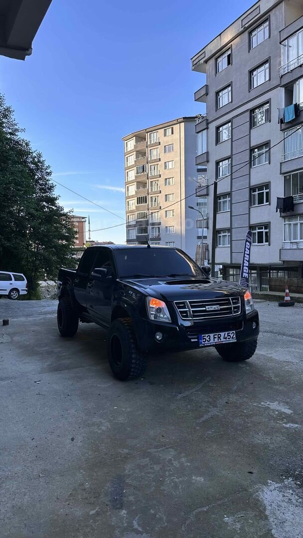 Sahibinden Isuzu D-Max 2.5 D 4x4 2008 Model 3