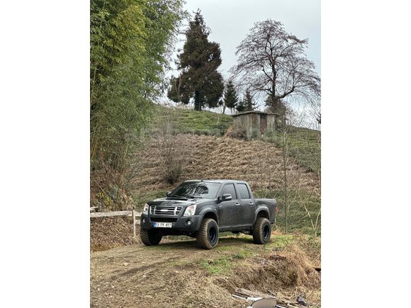 Sahibinden Isuzu D-Max 2.5 D 4x4 2008 Model 
