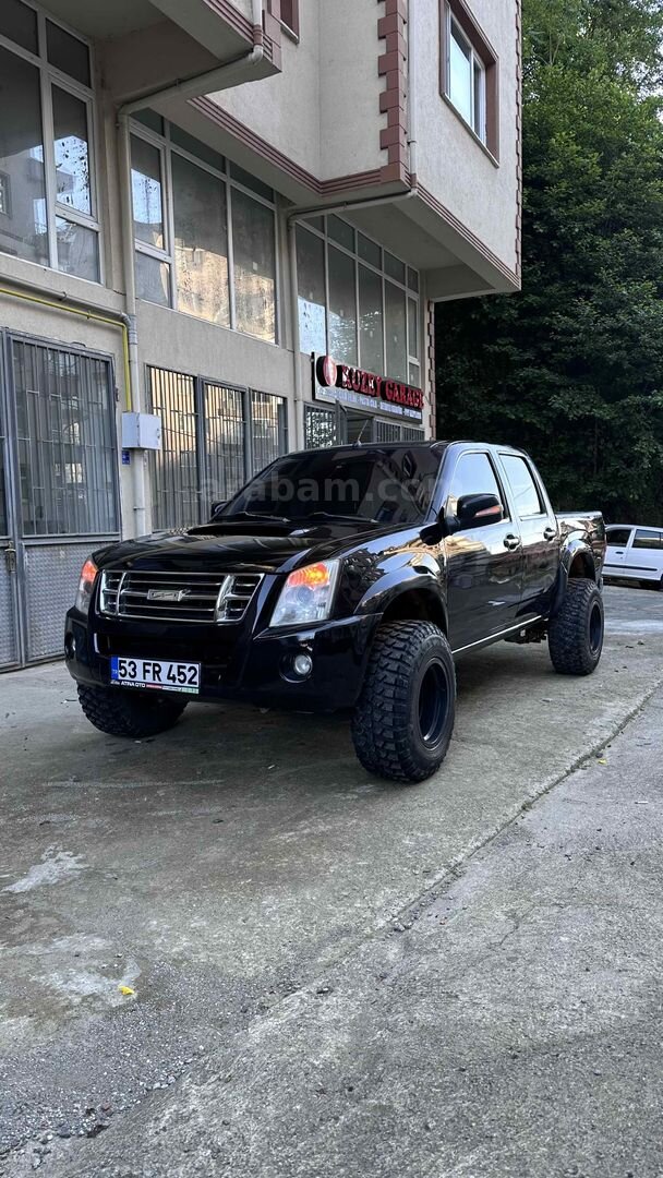 Sahibinden Isuzu D-Max 2.5 D 4x4 2008 Model 1