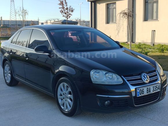 1 Parça boyalı Jetta