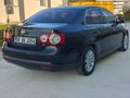 1 Parça boyalı Jetta