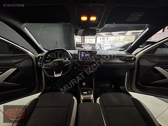 MURAT İZCİ AUTO 2025 RENAULT DUSTER 1.6 e-TECH TECHNO BOYA YOK