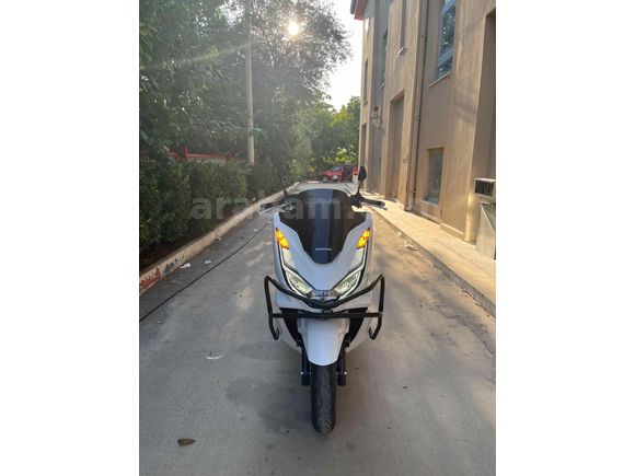  2024 Honda PCX125   