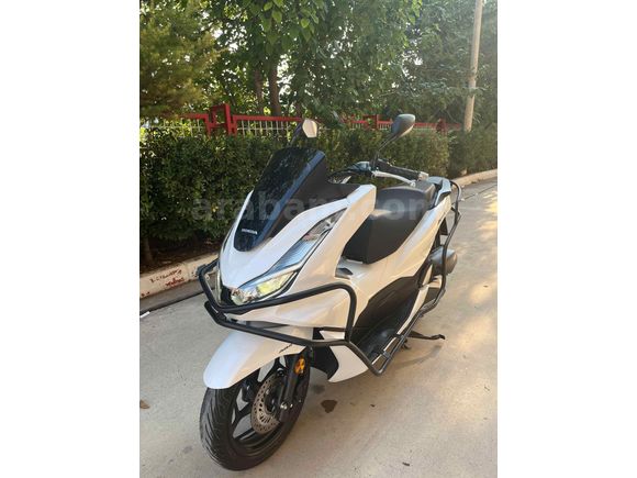  2024 Honda PCX125   