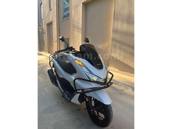  2024 Honda PCX125   