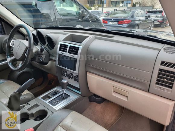 OTOPAZAR'DAN K.KARTI 12 TAKSİT 2008 DODGE NİTRO FIRSAT ARACI