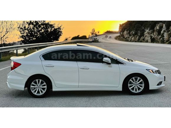 Sahibinden Honda Civic 1.6i VTEC ECO Elegance 2014 Model 