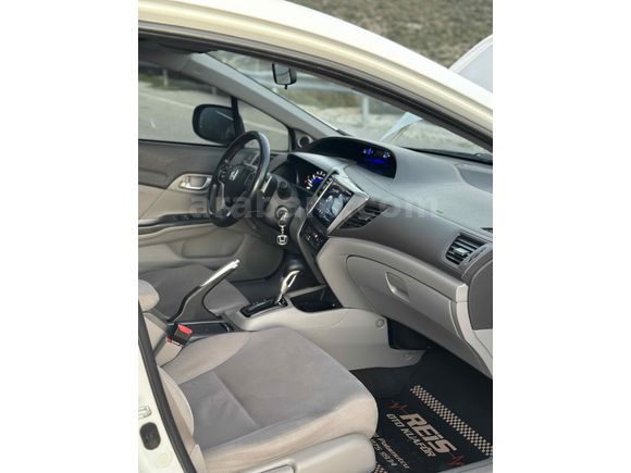 Sahibinden Honda Civic 1.6i VTEC ECO Elegance 2014 Model 