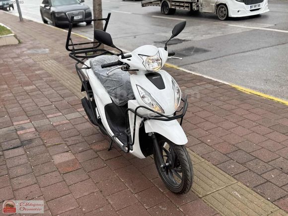 2025 SADECE BAYİDEN DÜKKANA GELMİŞ HONDA DİO ÇANTA RUHSATA İŞLİ