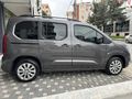 2023 COMBO 1.5 D ULTİMATE CAM TAVAN YETKİLİ SERVİS BAKIMLI