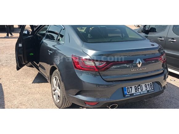 Sahibinden Renault Megane 1.3 TCe Joy 2020 Model
