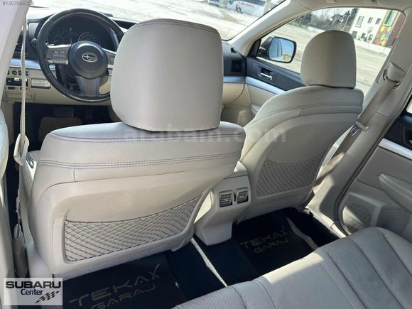 Subaru Center'dan 2010 Outback 2.5 CVT Yetkili Servis Bakımlı