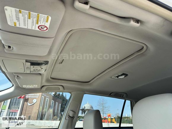 Subaru Center'dan 2010 Outback 2.5 CVT Yetkili Servis Bakımlı