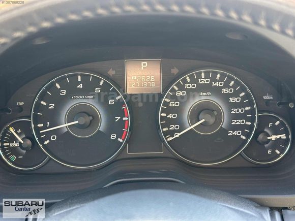 Subaru Center'dan 2010 Outback 2.5 CVT Yetkili Servis Bakımlı