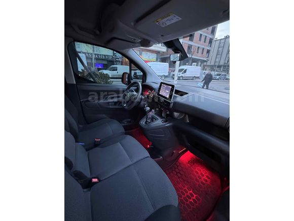 Sahibinden Opel Combo 1.5 CDTI Elegance 2023 Model 