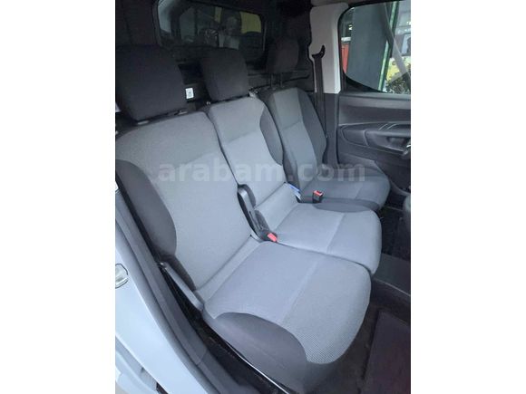 Sahibinden Opel Combo 1.5 CDTI Elegance 2023 Model 
