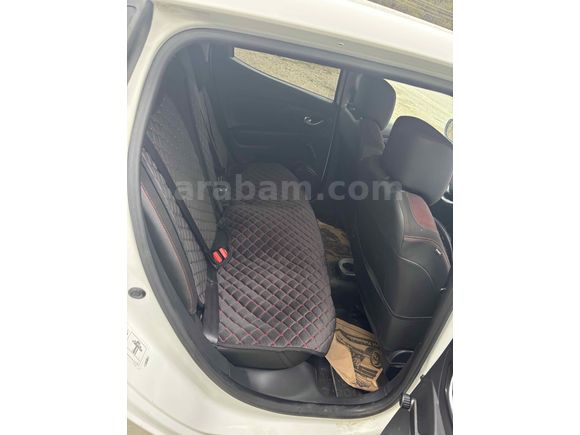 Sahibinden Renault Clio 1.5 dCi Joy 2015 Model 