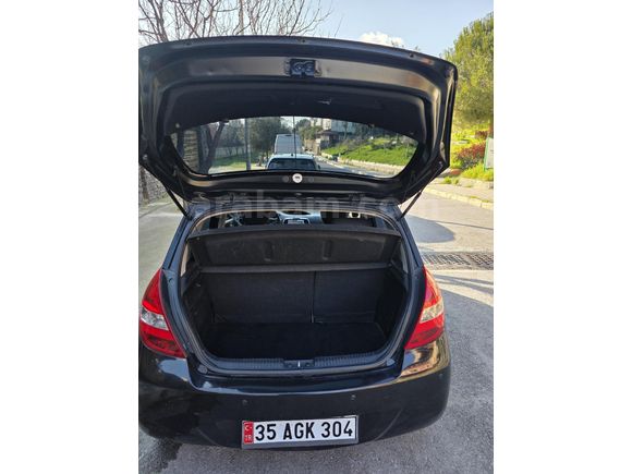 Sahibinden Hyundai i20 1.2 MPI Team 2011 Model