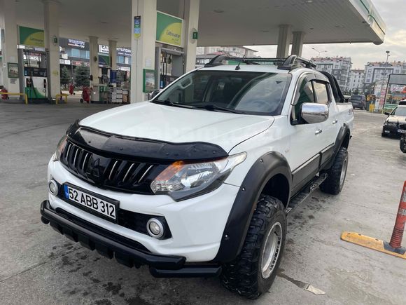 Sahibinden Mitsubishi L 200 4x4 2016 Model 