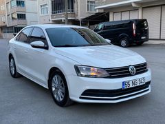Sahibinden Volkswagen Jetta 1.2 TSi Trendline 2011 Model  175.000 km Beyaz