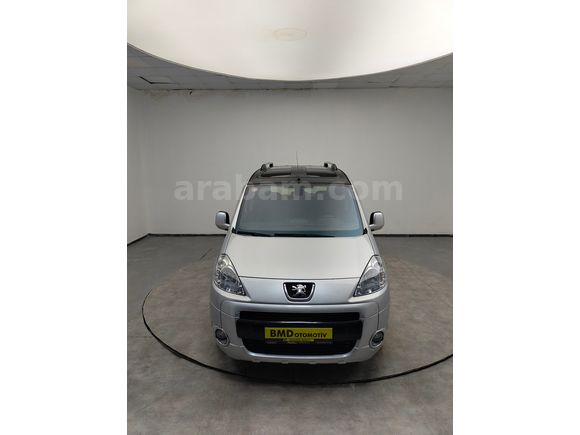 BMD OTOMOTİV 2012-246.000 KM PARTNER TEPEE PREMİUM ZENİTh P.