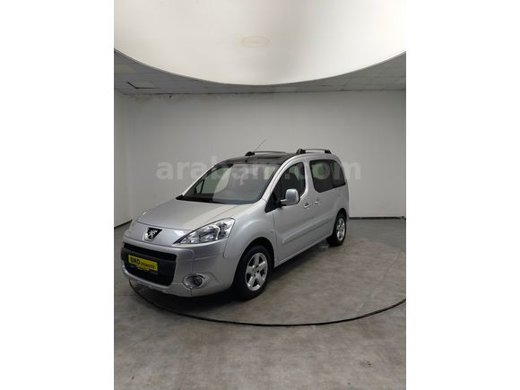 BMD OTOMOTİV 2012-246.000 KM PARTNER TEPEE PREMİUM ZENİTh P.