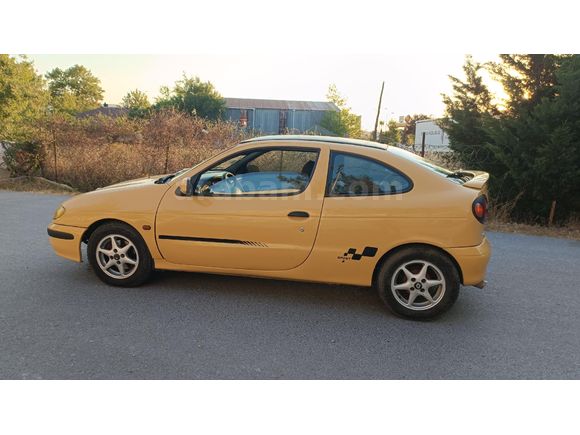 Sahibinden Renault Megane 1.6 Coupe RN 1998 Model