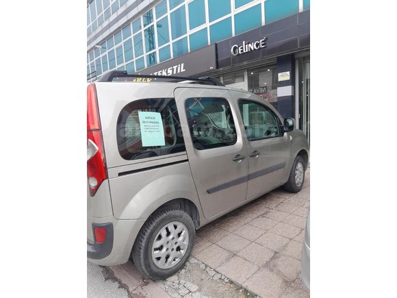 Sahibinden Renault Kangoo Multix 1.5 dCi Expression 2011 Model