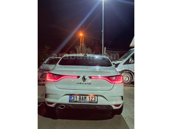 Sahibinden Renault Megane 1.5 Blue DCI Icon 2020 Model