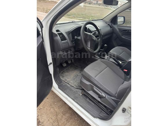 Sahibinden Isuzu D-Max 2.5 4x2 2015 Model 