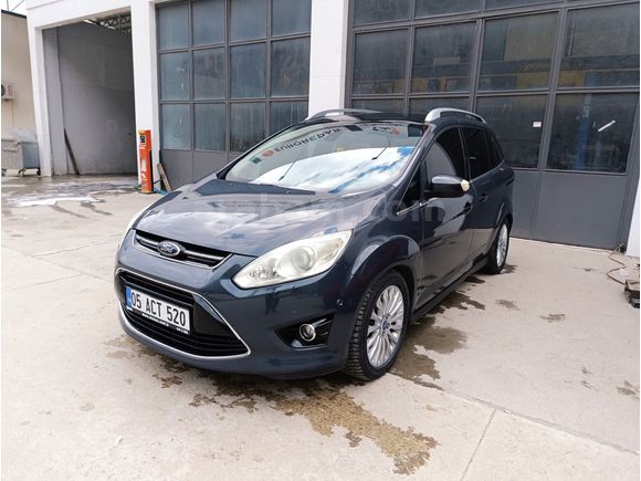 HATASIZ BOYASIZ TRAMERSİZ 7 KİŞİLİK DÜŞÜK KM GRAND C MAX