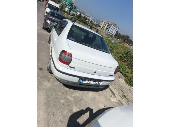 Galeriden Fiat Siena 1.6 HL 1999 Model İzmir