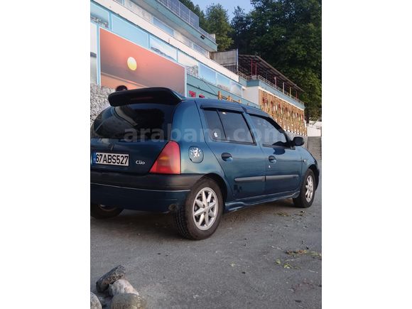 Sahibinden Renault Clio 1.6 klimalı RXT 2001 Model
