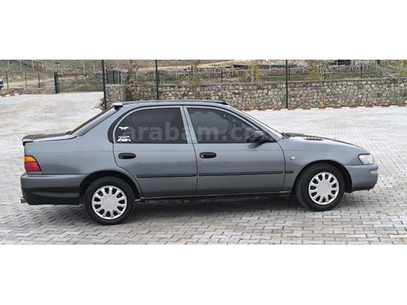 Sahibinden Toyota Corolla 1.6 XEi 1995 Model