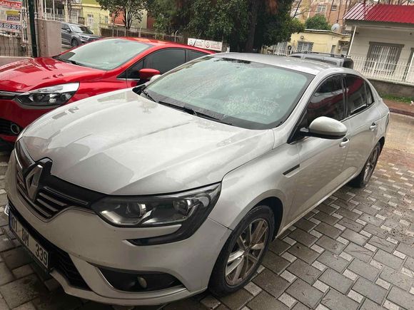 Sahibinden Renault Megane 1.5 Blue DCI Touch 2019 Model 