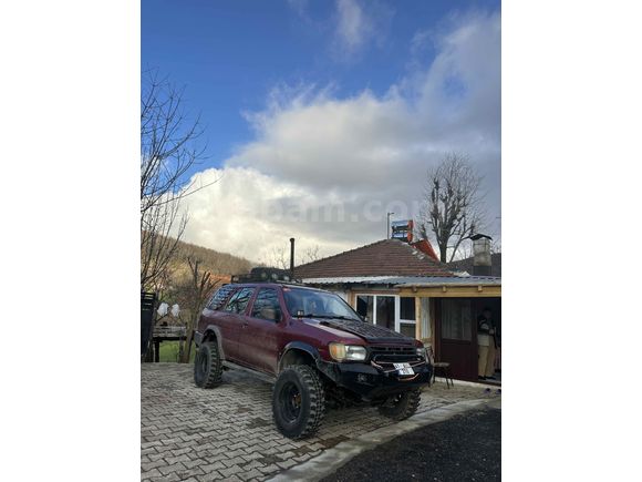 Sahibinden Nissan Pathfinder 2.4 1997 Model 