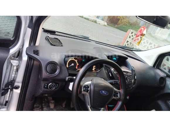 Sahibinden Ford Tourneo Courier 1.6 TDCi Titanium Plus 2017 Model