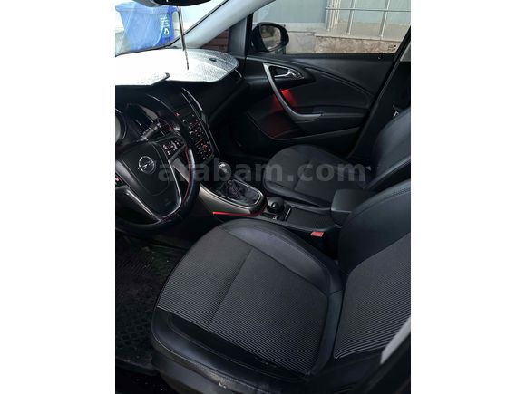 Sahibinden hatasız bakımlı Opel Astra j 1.3 CDTI Cosmo 2013 