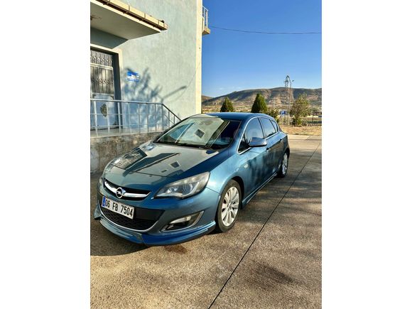 Sahibinden hatasız bakımlı Opel Astra j 1.3 CDTI Cosmo 2013 