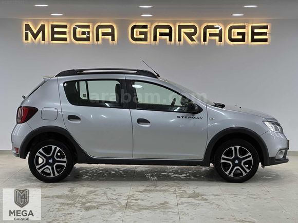 MEGA GARAGE 2020 MODEL SANDERO STEPWAY 1.0TCE HATASIZ TRAMERSİZ