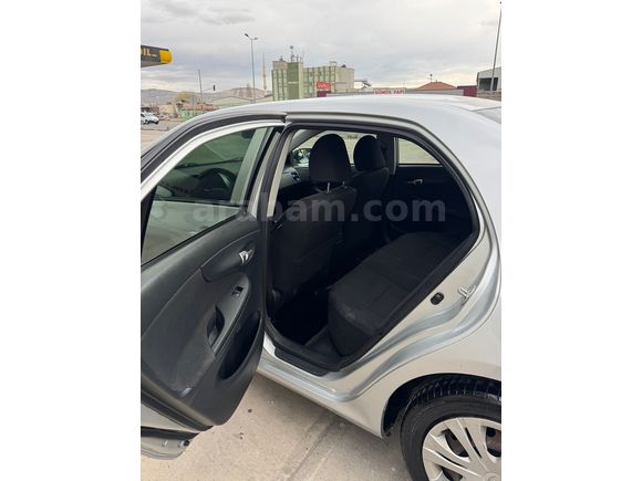 Sahibinden Toyota Corolla 1.4 D-4D Comfort 2011 Model 
