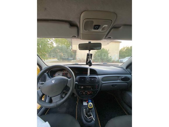 Sahibinden Renault Megane 1.6 Coupe Expression 2000 Model  345.000 km Sarı