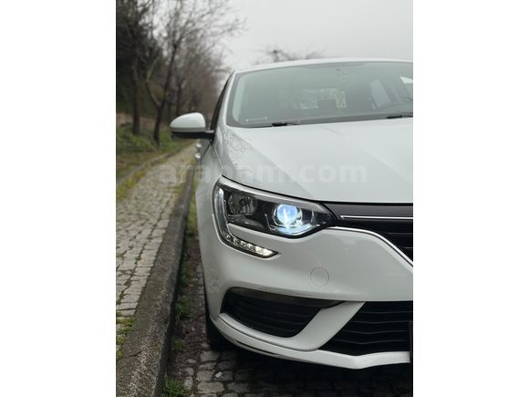 Sahibinden Renault Megane 1.3 TCe Joy 2020 Model